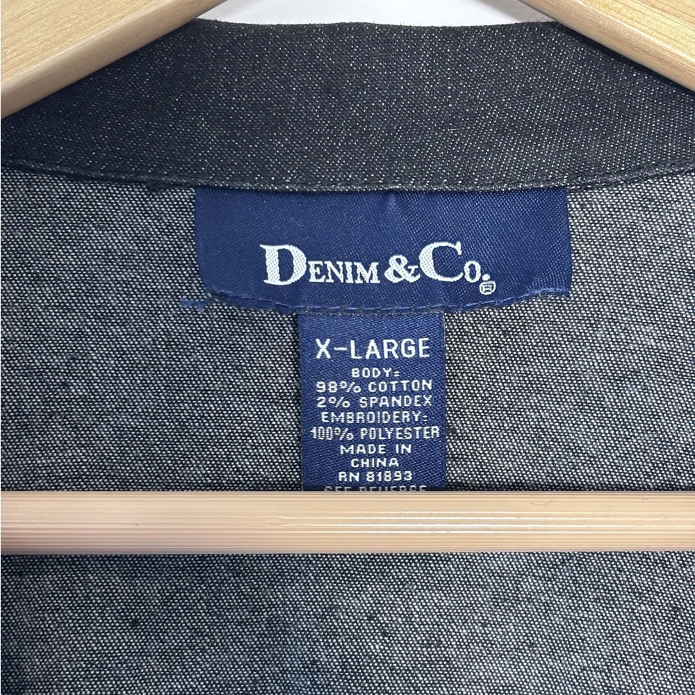 Denim & Co Black Dark Wash Floral Embroidered Patch Pocket Denim Black Jacket XL - Picture 3 of 5